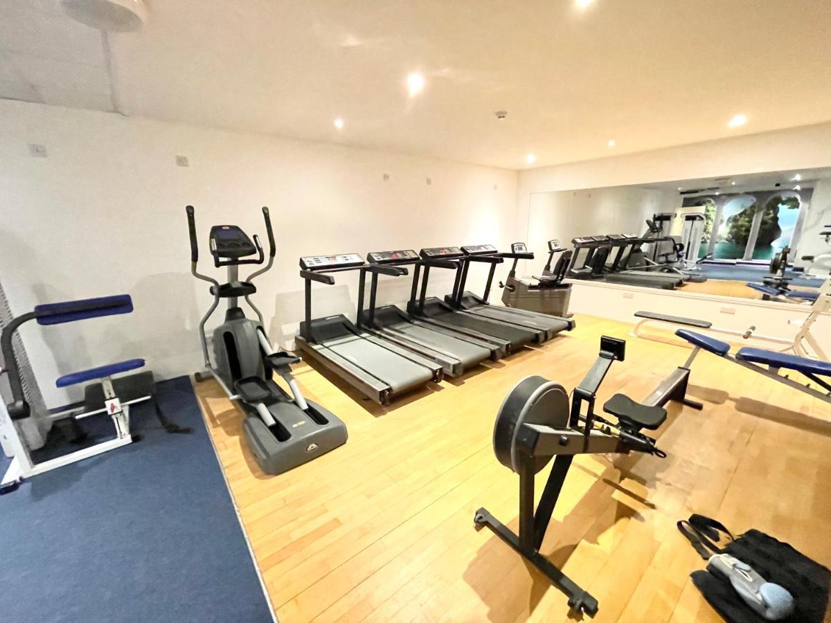 Modern Family Apartment Free Parking And Gym By Beach Борнмут Экстерьер фото